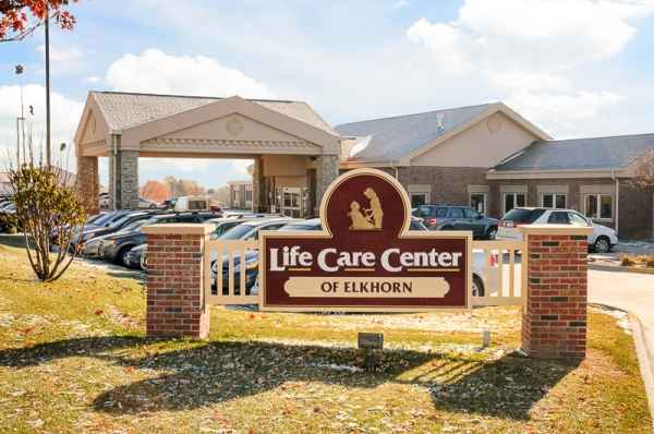 Life Care Center of Elkhorn - Elkhorn, NE