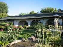 Royal Gardens Senior Care - Fresno - Fresno, CA