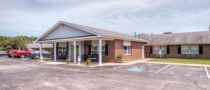 Louisburg Healthcare and Rehabilitation Center - Louisburg, KS