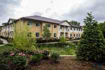 Cedar Lake Assisted Living and Memory Care - Lake Zurich, IL