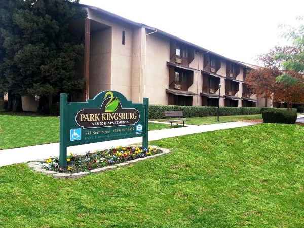 parks kingsburg senior apartments