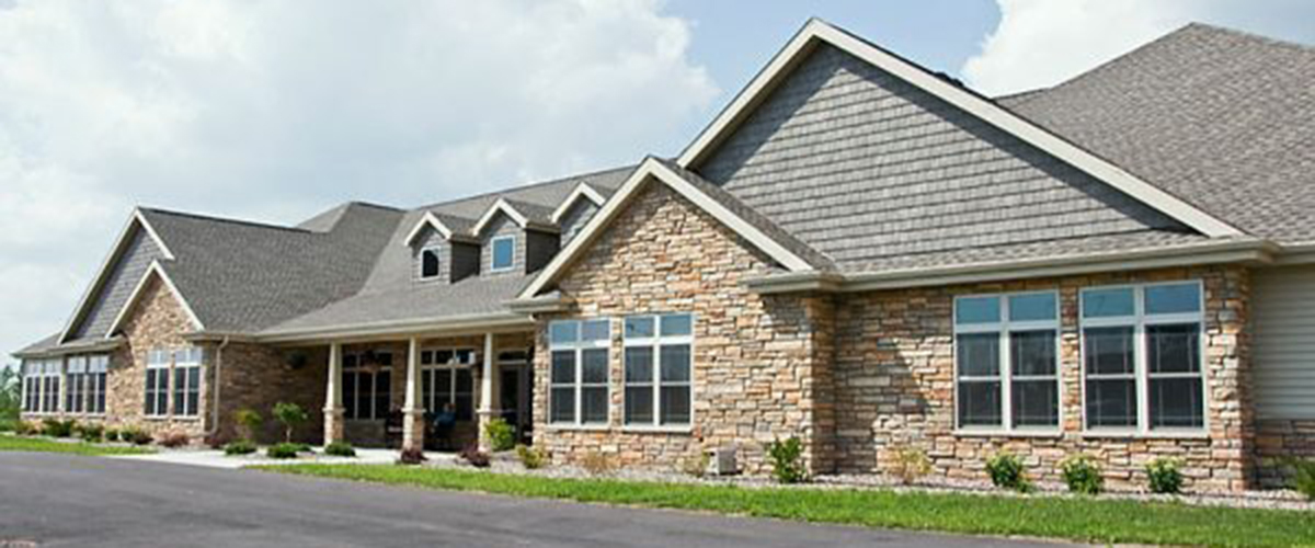 American Grand Assisted Living Suite At Cobblestone in Kaukauna, WI